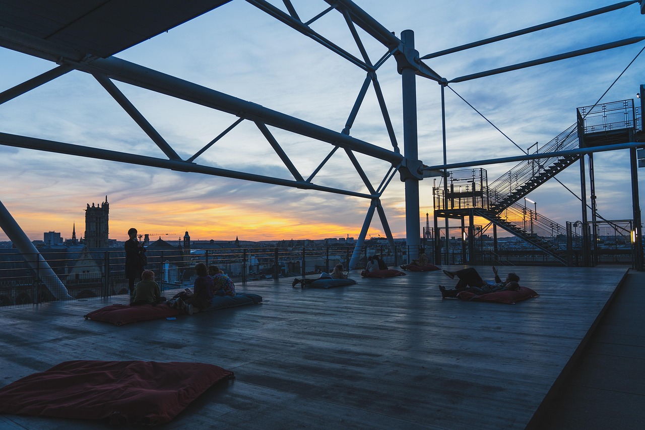 How to Maintain Your Deck Through Colorado Winters (Complete Homeowner Guide)